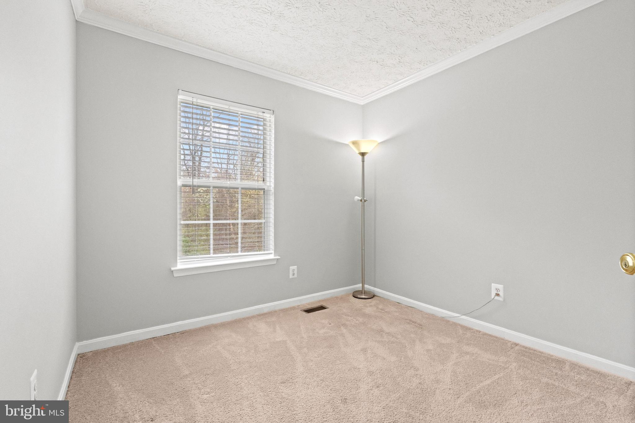 5035 Bridgeford Circle Rosedale, MD 21237 - Photo 16 of 27 2nd room