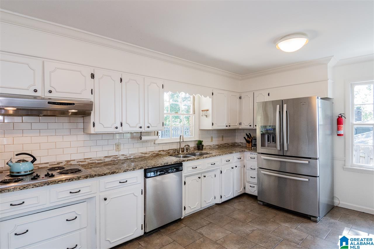3748 Crestbrook Road Birmingham, AL 35223 - Photo 10 of 46
