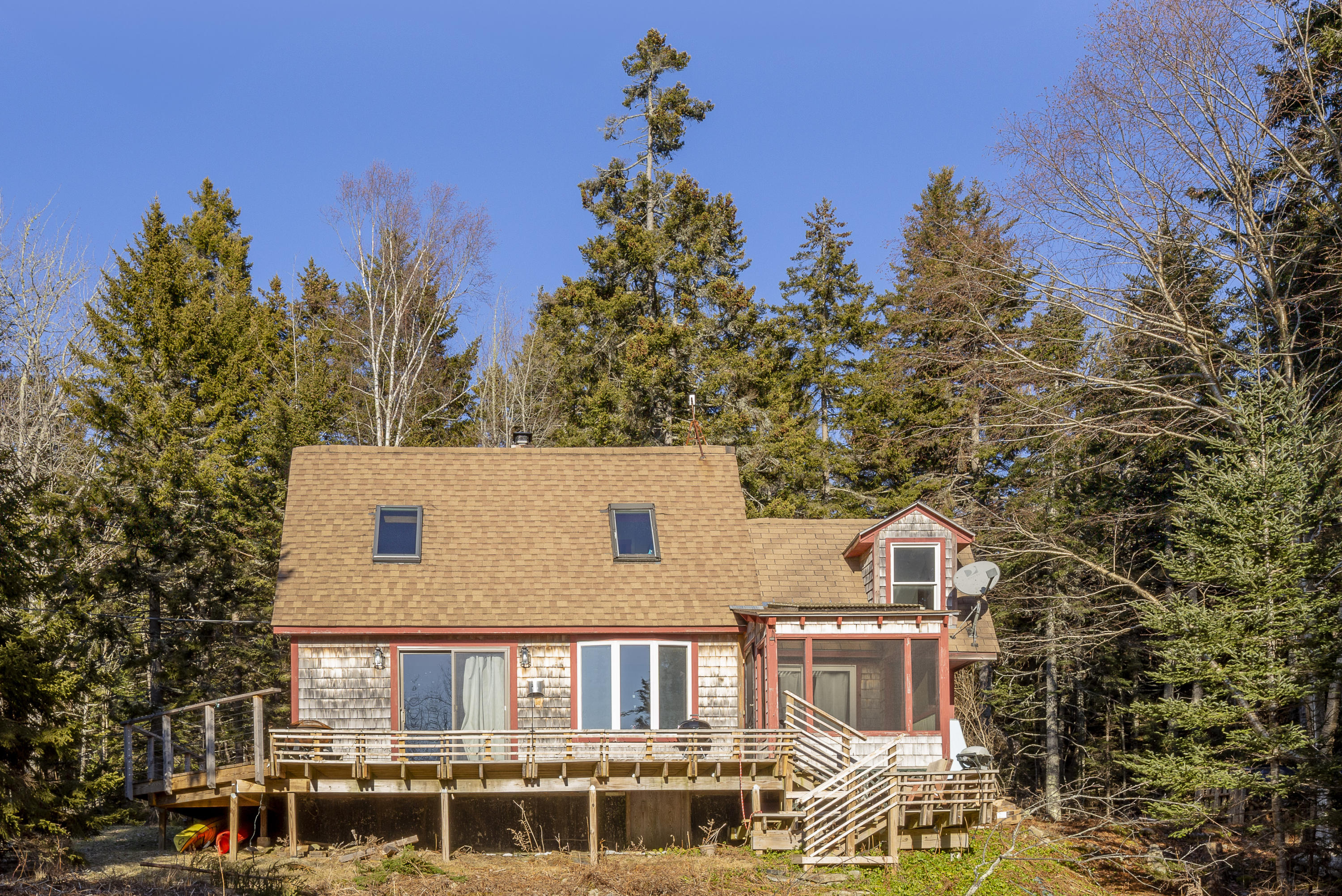 46 Teel Cove Road Tenants Harbor, ME 04860 - Photo 3 of 22 46TeelCove_TenantsHarbor_03_SS_print
