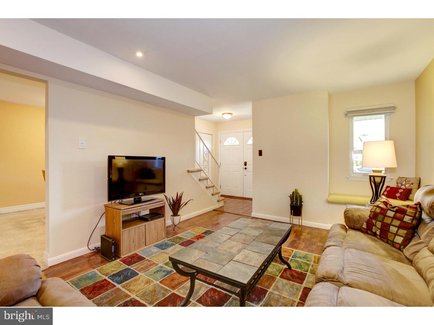 1702 Grant Road Lansdale, PA 19446 - Photo 4 of 24 Living Room