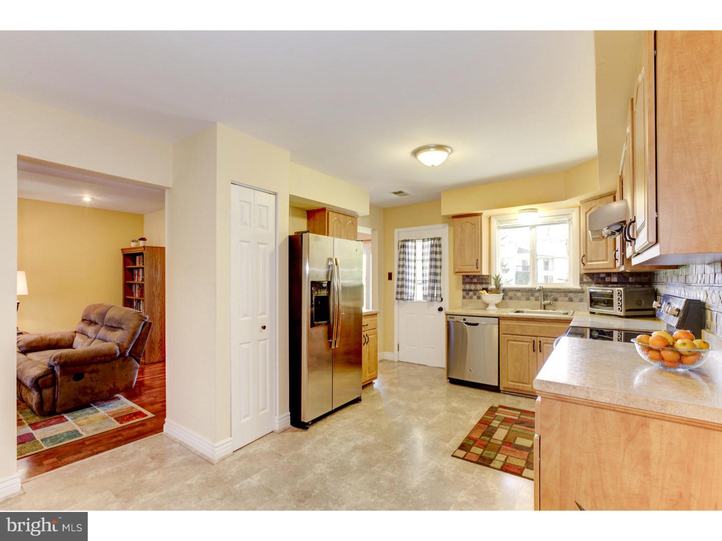 1702 Grant Road Lansdale, PA 19446 - Photo 7 of 24 Kitchen