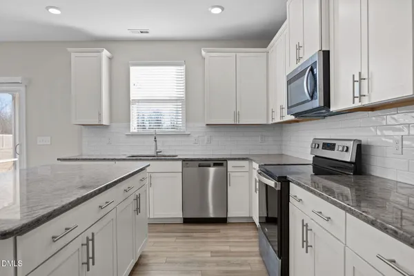 $1,995 | 252 Rio Grande Lane, Willow Spring, NC 27592