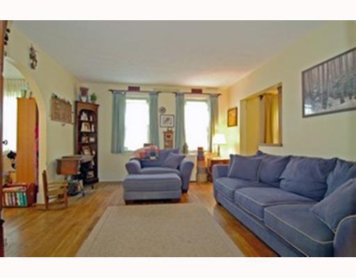 5949 Library Road Bethel Park, PA 15102 - Photo 2 of 8 Living Room.