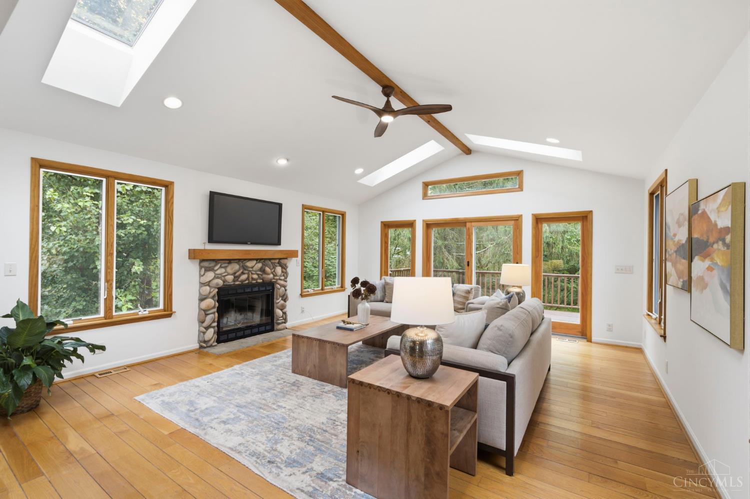 7767 Shawnee Run Road Cincinnati, OH 45243 - Photo 16 of 68 Gallery Image 16