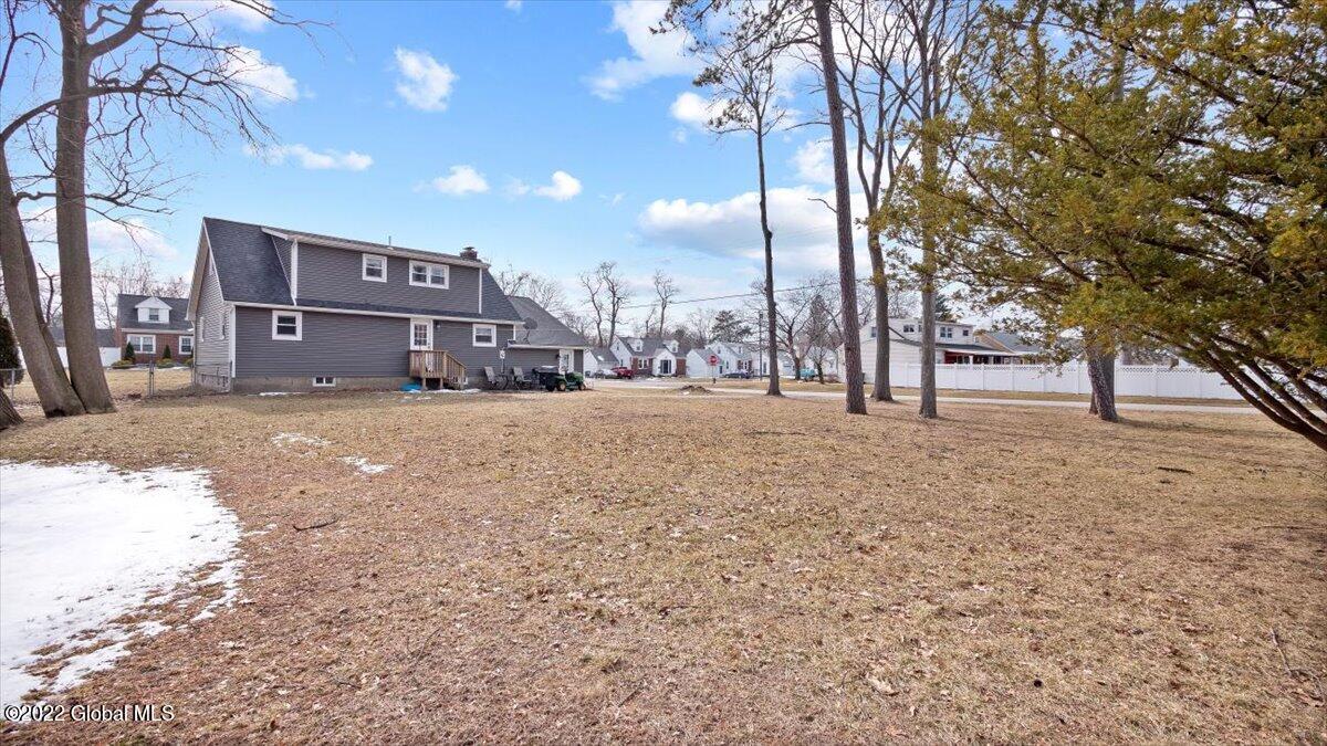 170 Caldicott Road Schenectady, NY 12303 - Photo 32 of 32 29-P1011355