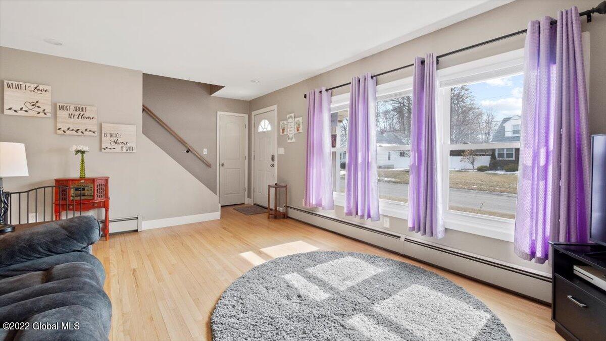 170 Caldicott Road Schenectady, NY 12303 - Photo 9 of 32 02-P1011010