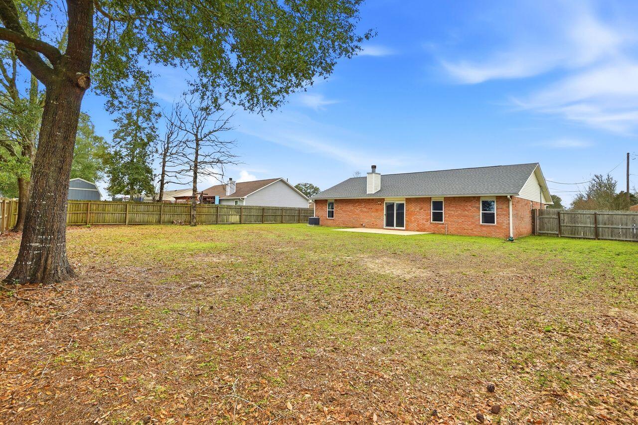 1285 Jefferyscot Drive Crestview, FL 32536 - Photo 40 of 41 a front view of house with yard
