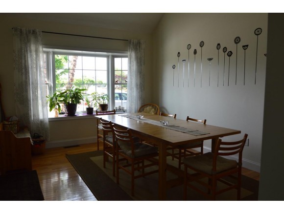 90 Mountain Village Road, Unit 96 Windham, NH 03087 - Photo 5 of 15 Gallery Image 5