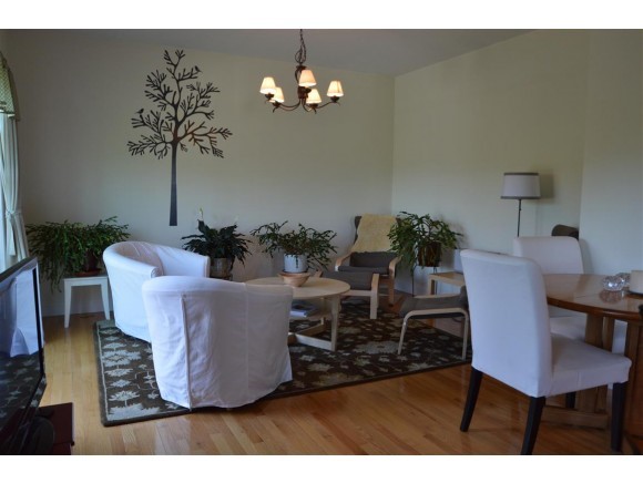 90 Mountain Village Road, Unit 96 Windham, NH 03087 - Photo 7 of 15 Gallery Image 7