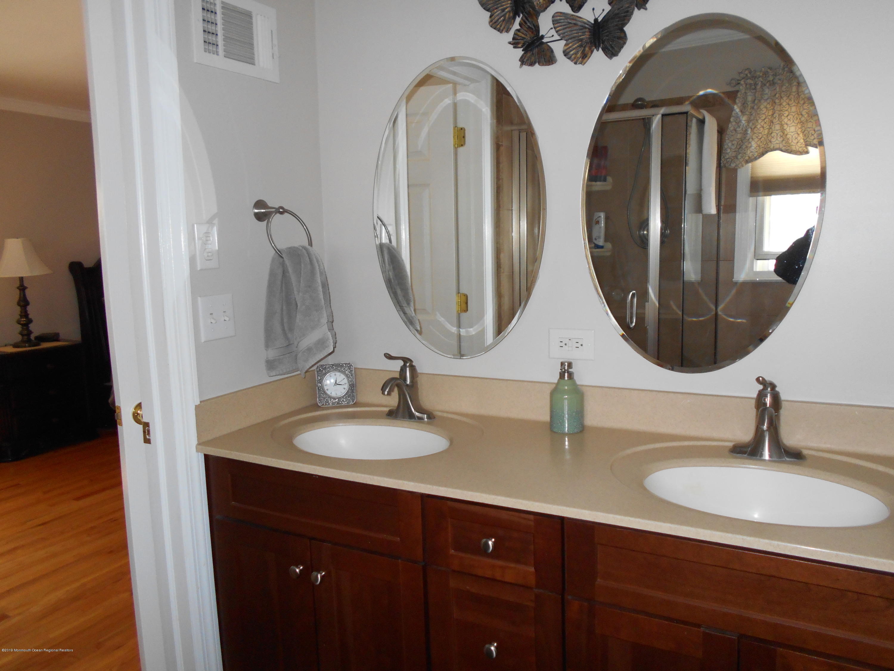 131 Lancaster Road Freehold, NJ 07728 - Photo 20 of 42 Master bath