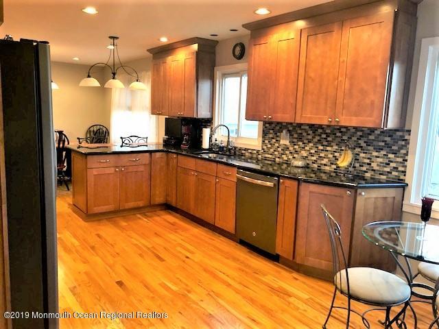 131 Lancaster Road Freehold, NJ 07728 - Photo 25 of 42 View of kitchen