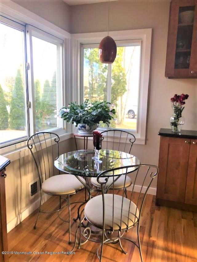 131 Lancaster Road Freehold, NJ 07728 - Photo 28 of 42 Dinette