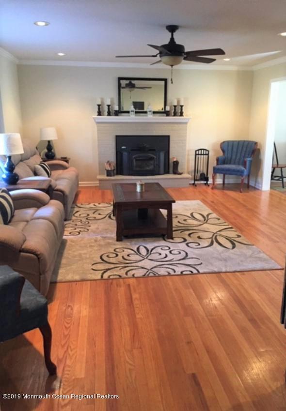 131 Lancaster Road Freehold, NJ 07728 - Photo 3 of 42 131 Lancaster LR3