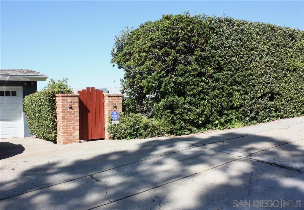 1516 Kearsarge Road La Jolla, CA 92037 - Photo 2 of 22