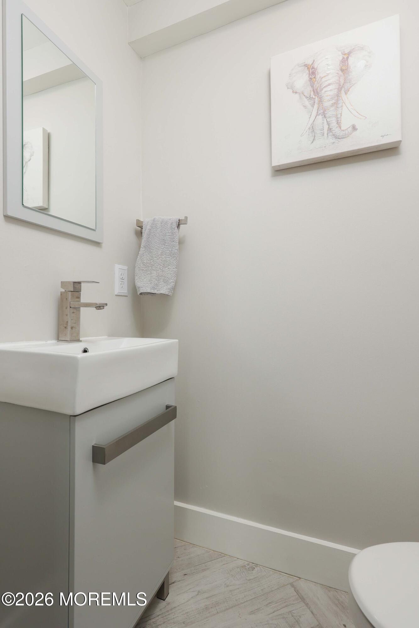 17 Clinton Street Freehold, NJ 07728 - Photo 25 of 32 758A4930