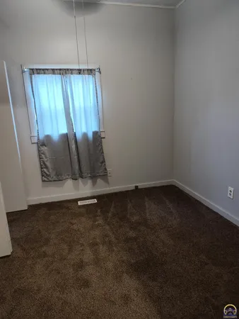 $120,000 | 215 New Jersey Avenue, Holton, KS 66436