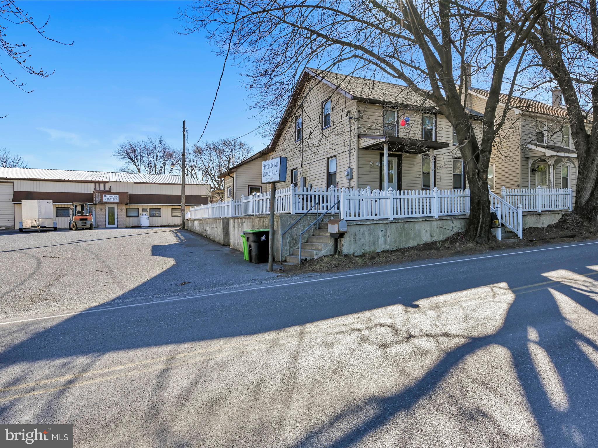 522 Prescott Road Lebanon, PA 17042 - Photo 4 of 51 Front