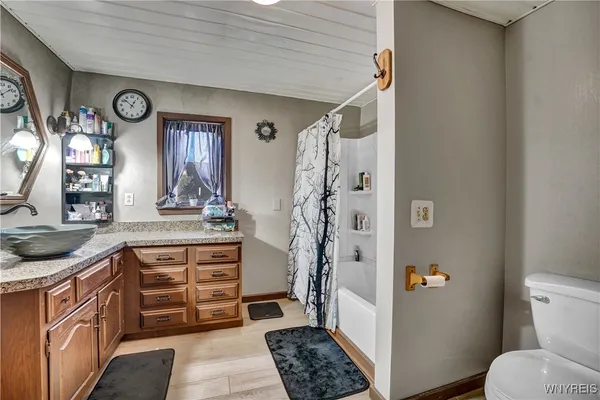 $550,000 | 3974 Route 78 Strykersville Ny 14145, Strykersville, NY 14145