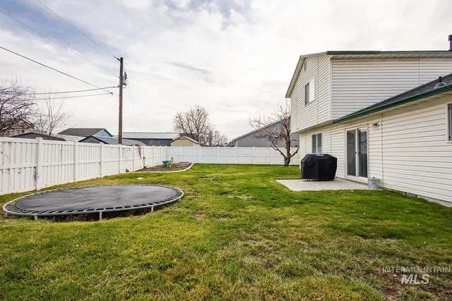 $364,999 | 2150 Bishop Avenue, Fruitland, ID 83619