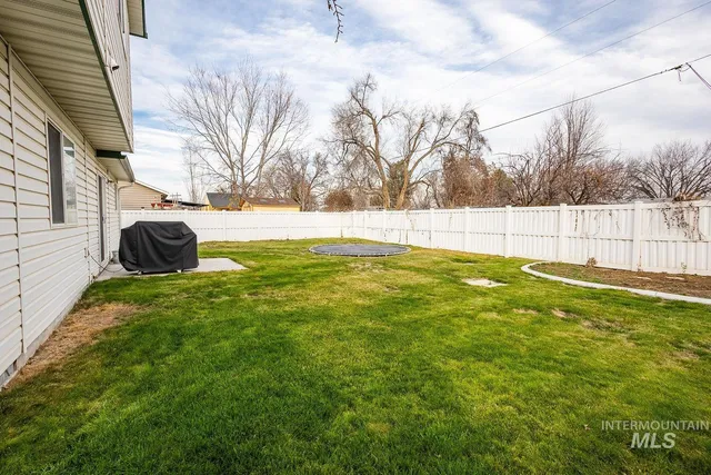 $364,999 | 2150 Bishop Avenue, Fruitland, ID 83619