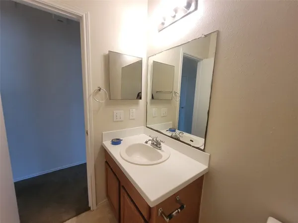 $1,850 | 2410 Lakecrest Village Court, Katy, TX 77493