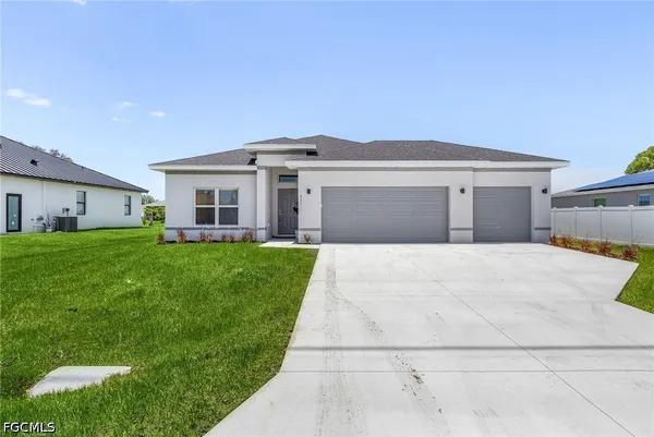 $2,450 | 222 Northwest 4th Terrace, Cape Coral, FL 33993