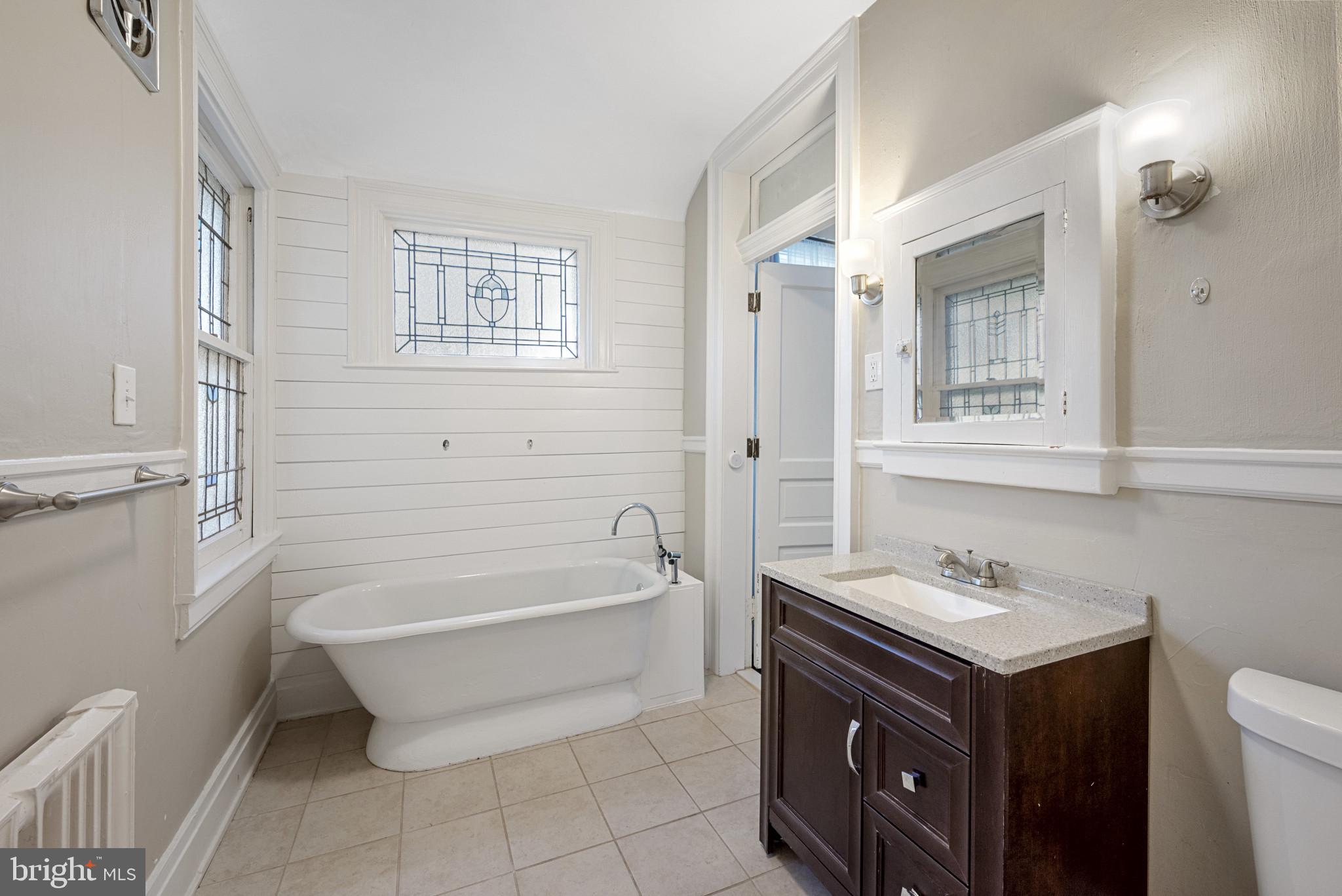 121 West Springettsbury Avenue York, PA 17403 - Photo 26 of 40