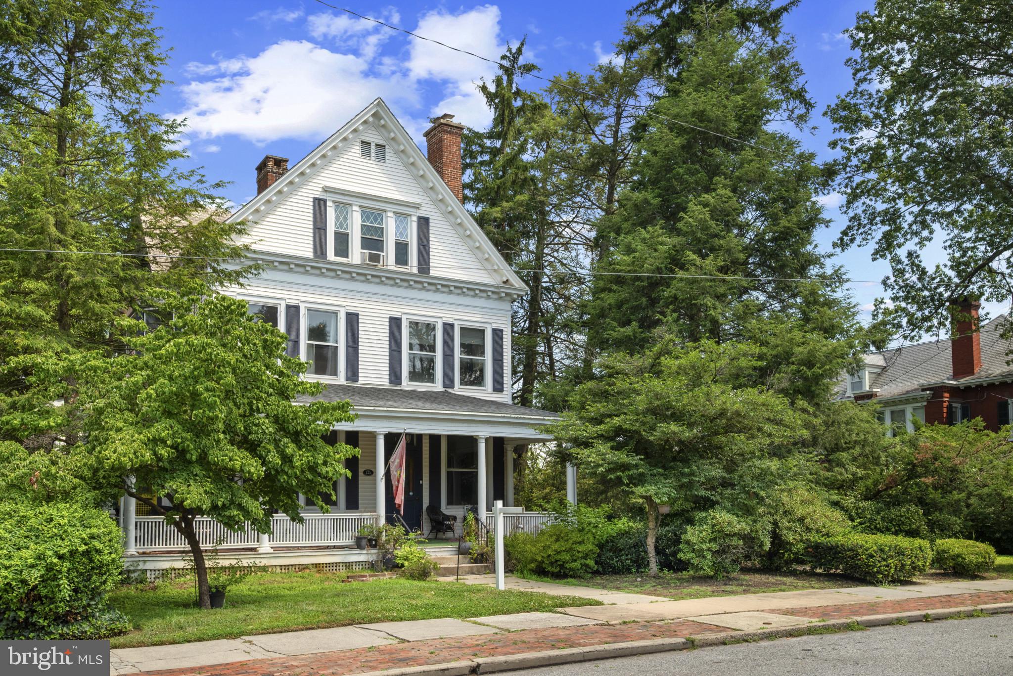 121 West Springettsbury Avenue York, PA 17403 - Photo 3 of 40