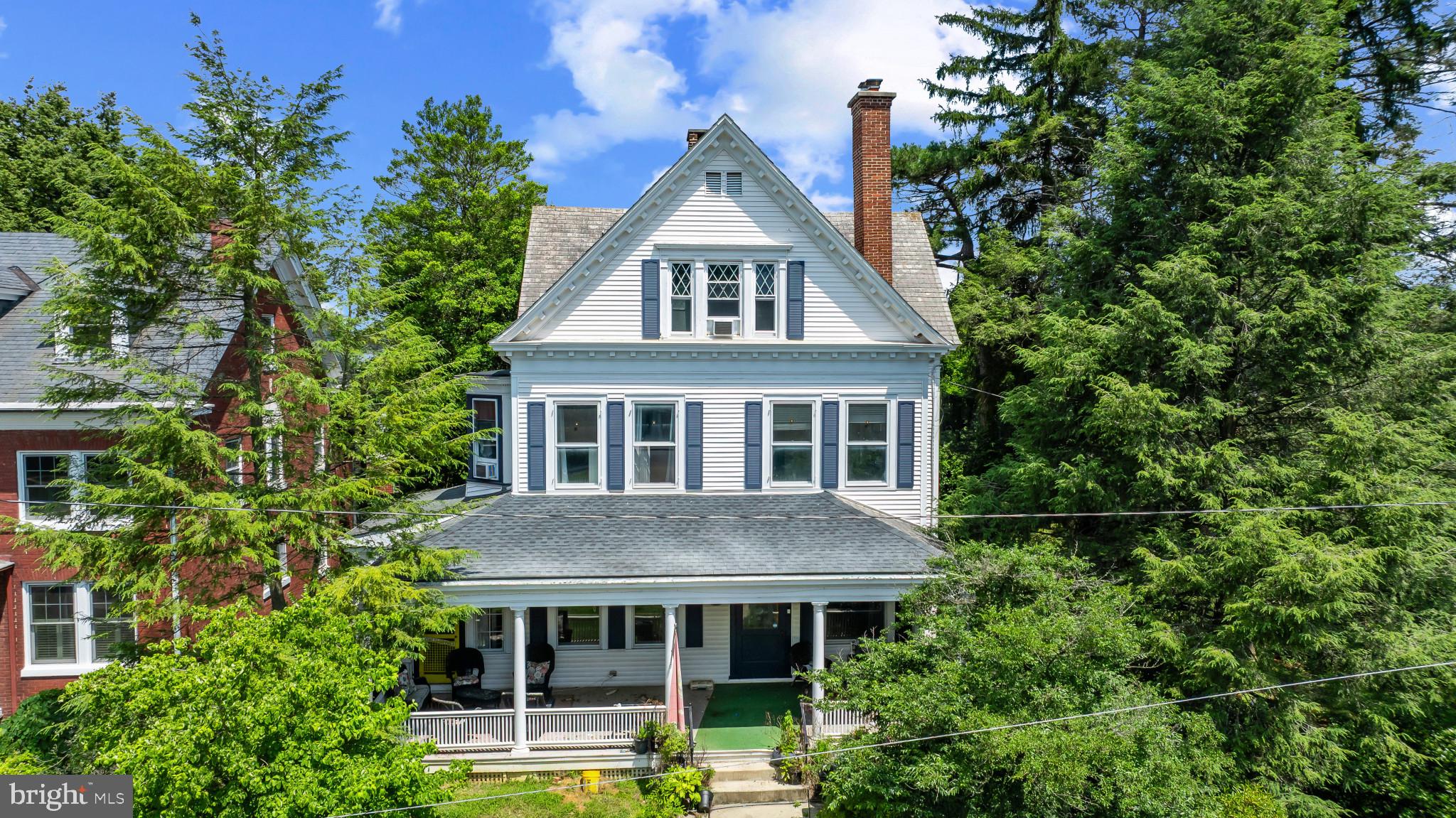 121 West Springettsbury Avenue York, PA 17403 - Photo 36 of 40