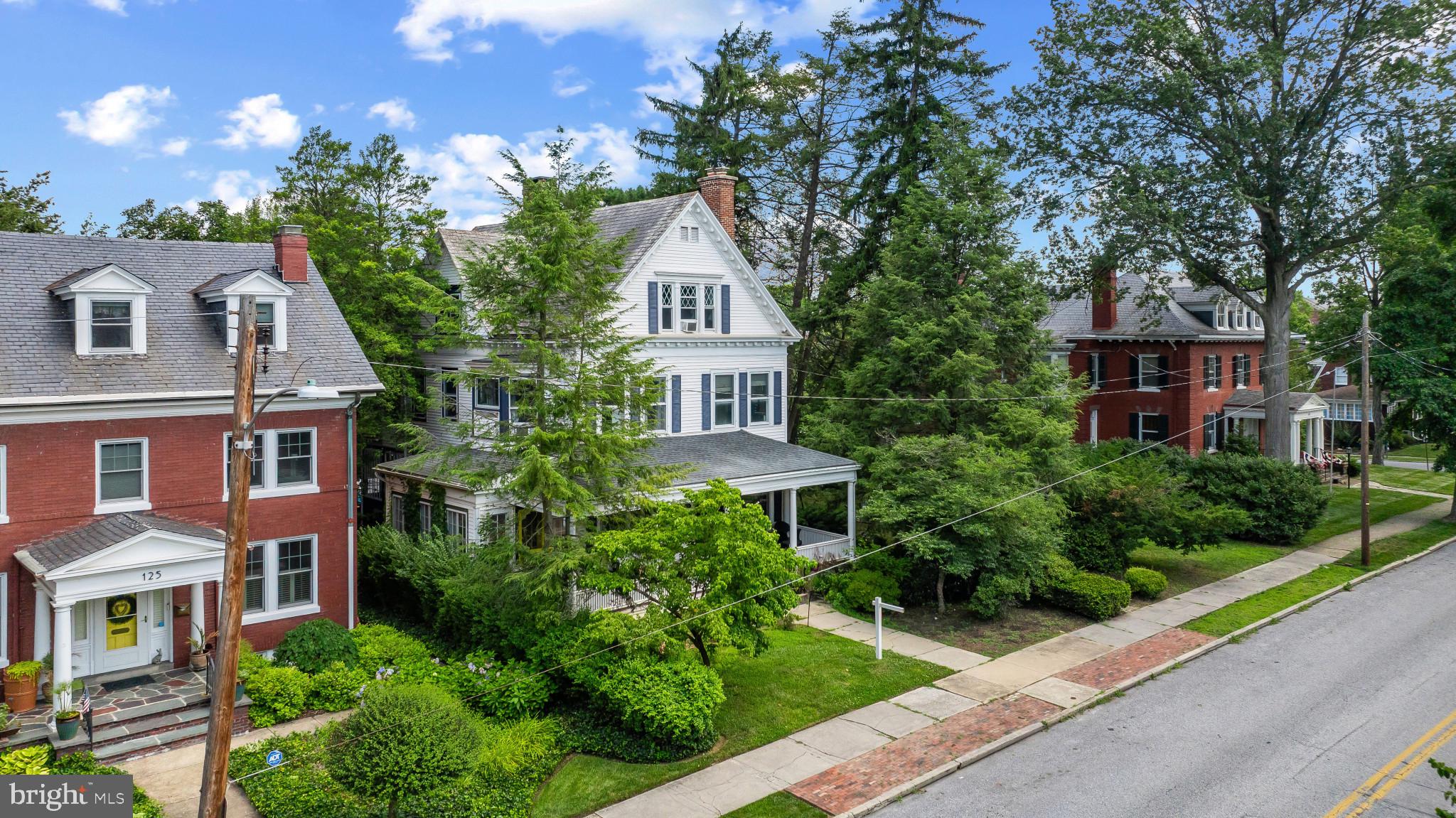 121 West Springettsbury Avenue York, PA 17403 - Photo 37 of 40