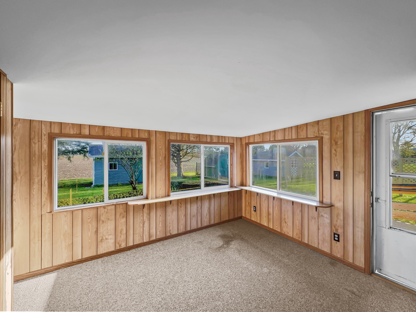 609 East Porter Avenue Watseka, IL 60970 - Photo 11 of 23