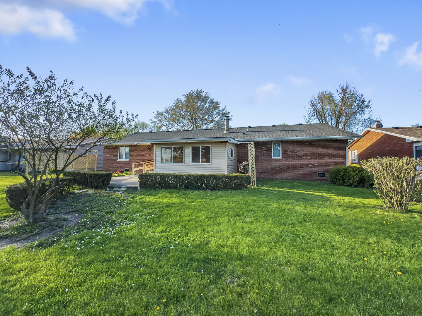 609 East Porter Avenue Watseka, IL 60970 - Photo 22 of 23