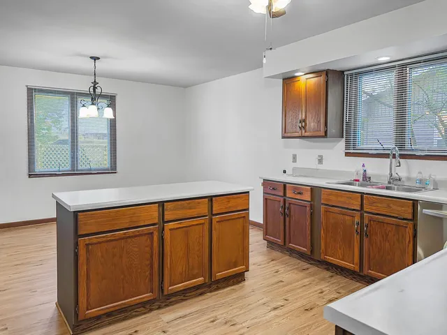 $191,000 | 609 East Porter Avenue, Watseka, IL 60970