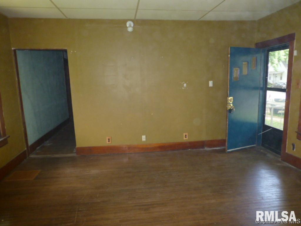1229 North 2nd Street Springfield, IL 62702 - Photo 3 of 12