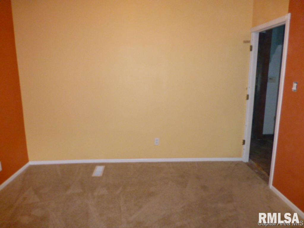 1229 North 2nd Street Springfield, IL 62702 - Photo 7 of 12