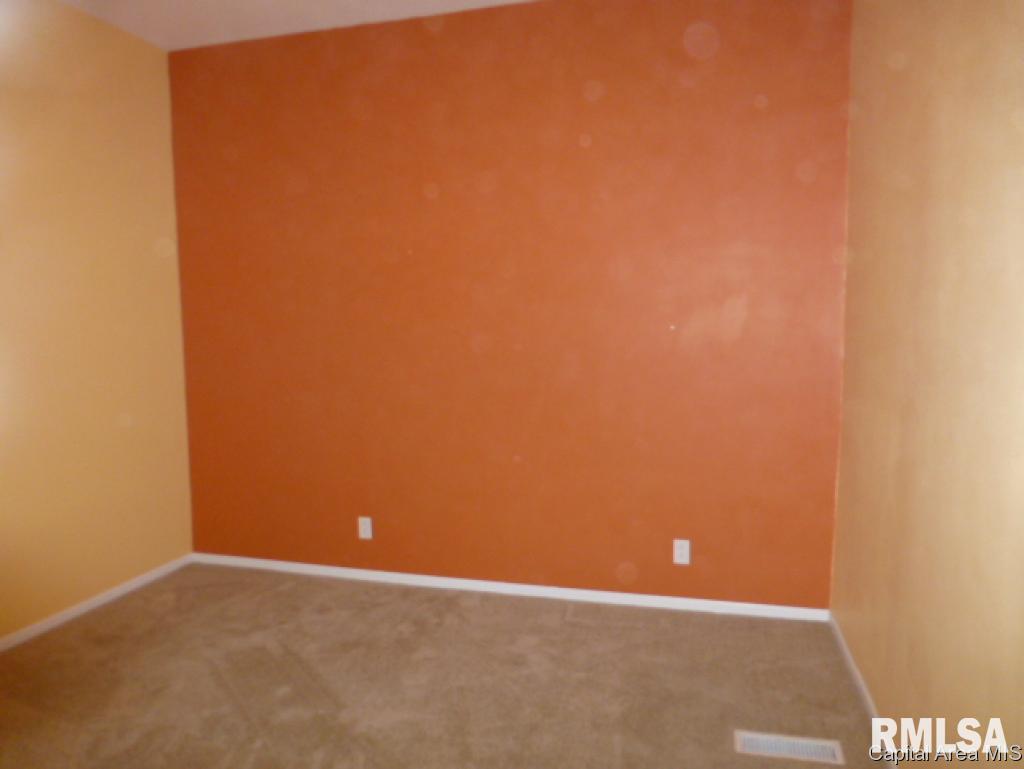 1229 North 2nd Street Springfield, IL 62702 - Photo 8 of 12