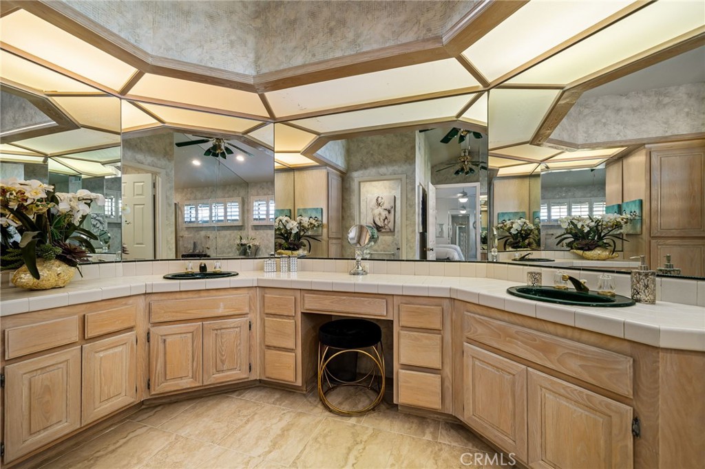 120 Old Ranch Road Palm Desert, CA 92211 - Photo 26 of 50 Primary Ensuite