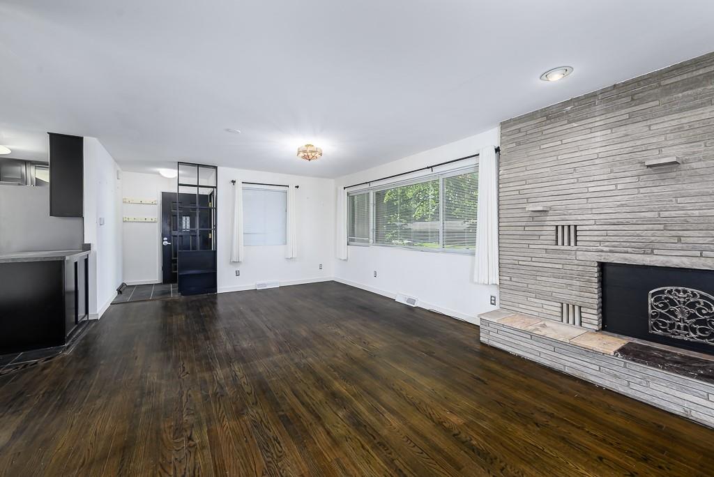 139 Woodland Road Lansing, KS 66043 - Photo 4 of 26