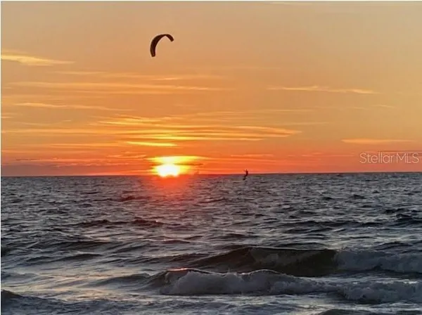 $3,000 | 5200 Brittany Drive South, Unit 1510, St. Petersburg, FL 33715