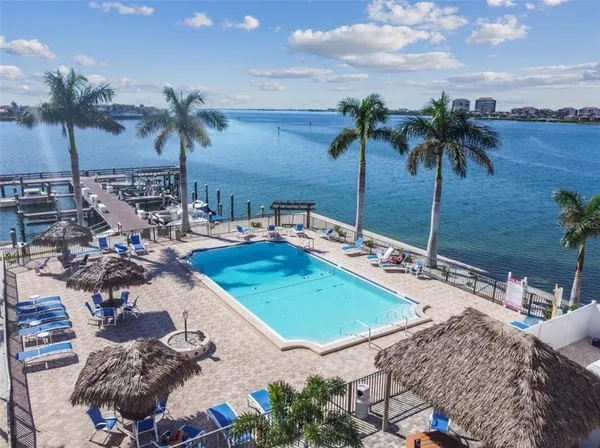 $3,000 | 5200 Brittany Drive South, Unit 1510, St. Petersburg, FL 33715