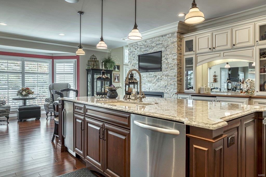 574 Malinmor Drive Weldon Spring, MO 63304 - Photo 34 of 68 Gallery Image 34