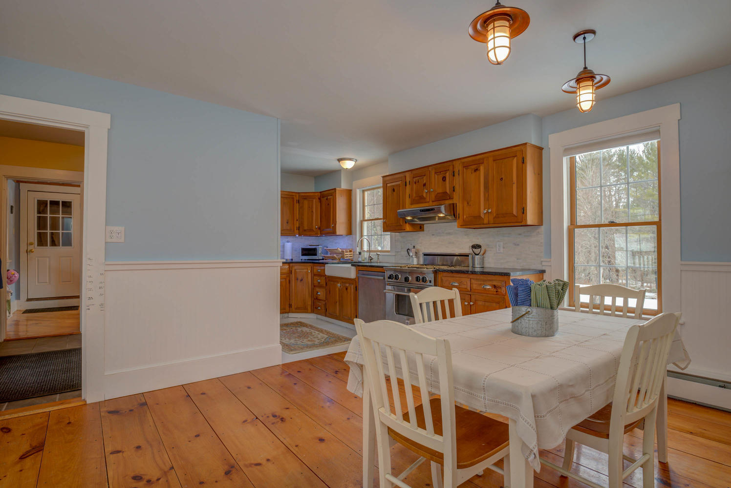 916 Lawrence Road Pownal, ME 04069 - Photo 7 of 47 916 Lawrence Rd Pownal ME-large-011-5-Pi