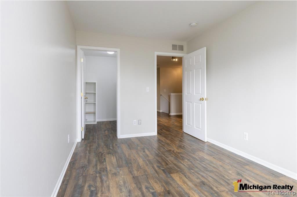 11764 Farmington Road, Unit 43 Livonia, MI 48150 - Photo 13 of 20