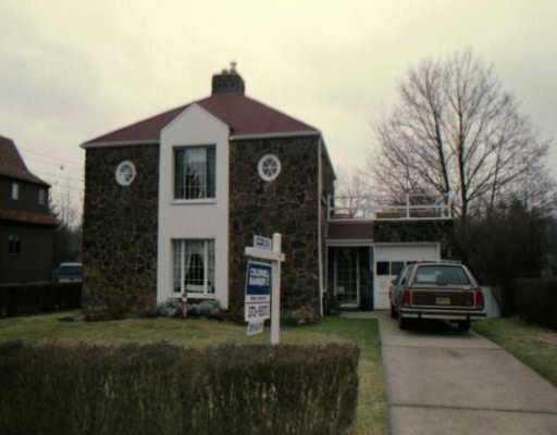 122 Crescent Road Pittsburgh, PA 15235 - Photo 1 of 1 Exterior Front.