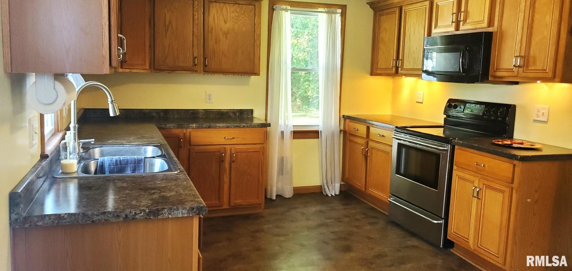 287 West Walnut Street Canton, IL 61520 - Photo 25 of 49