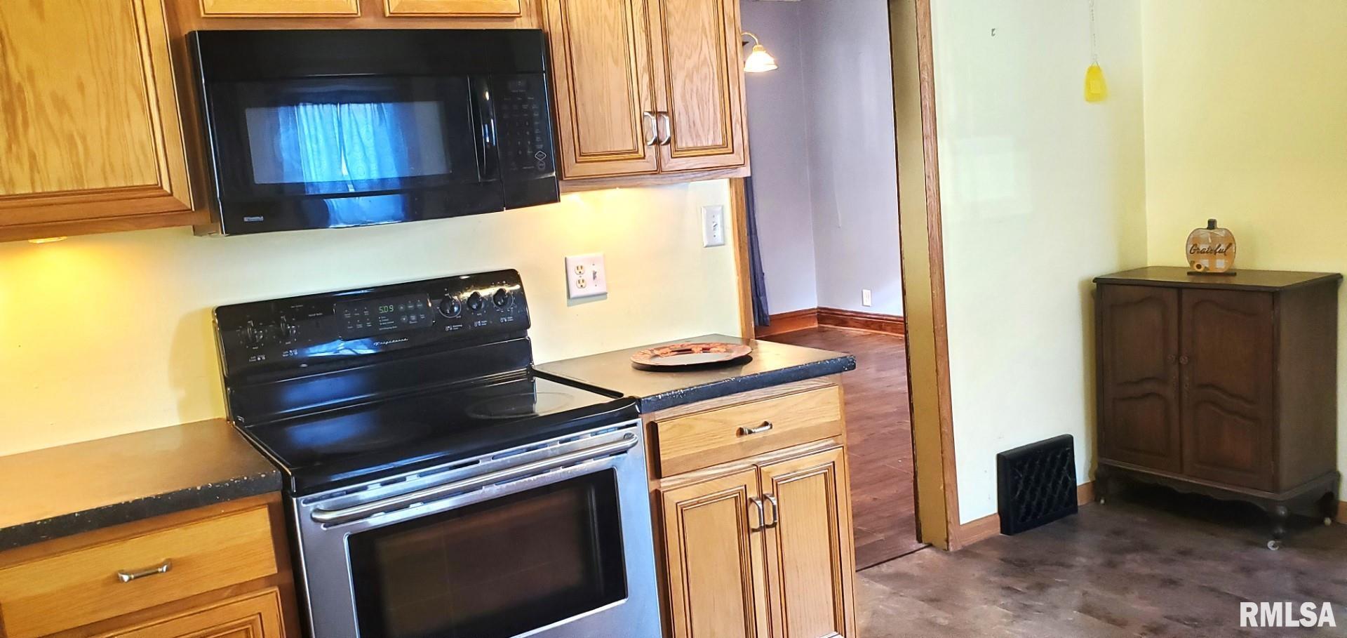 287 West Walnut Street Canton, IL 61520 - Photo 30 of 49