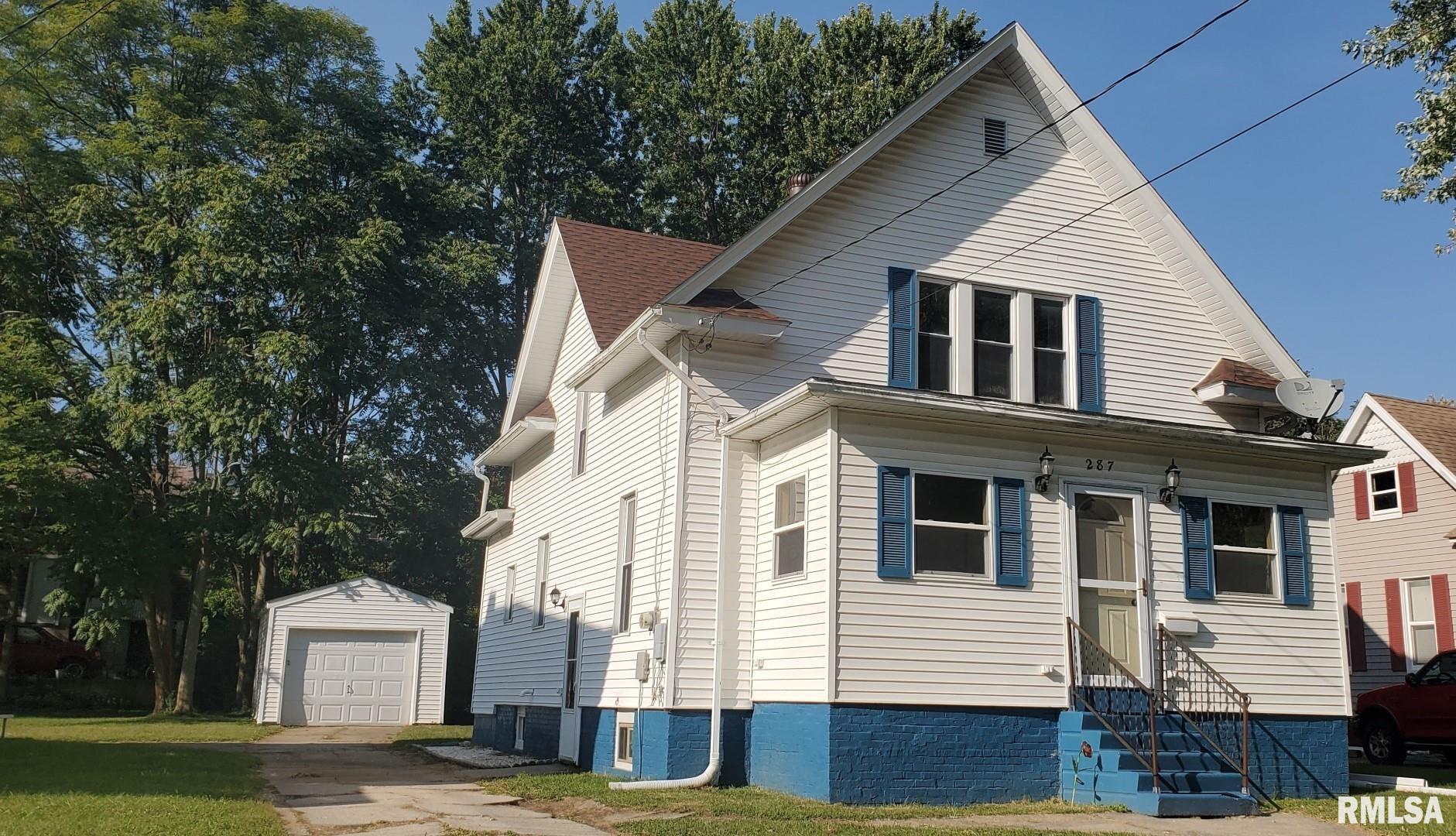 287 West Walnut Street Canton, IL 61520 - Photo 3 of 49