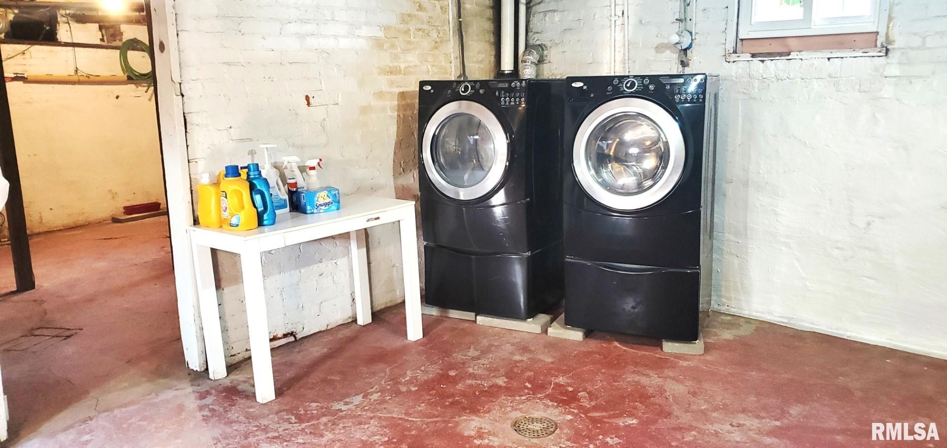 287 West Walnut Street Canton, IL 61520 - Photo 43 of 49