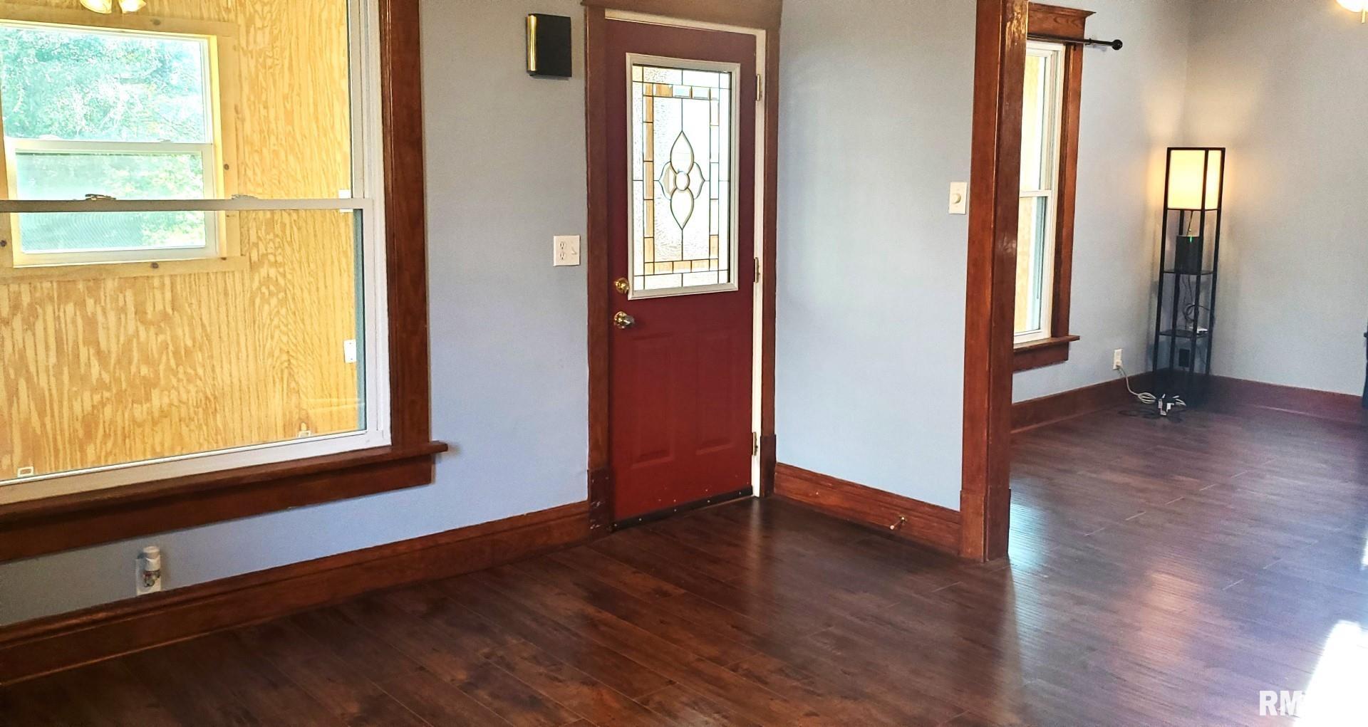 287 West Walnut Street Canton, IL 61520 - Photo 9 of 49