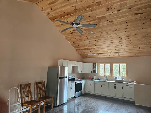 $2,600 | 146 Ellsworth Hill Road, Unit A, Campton, NH 03223